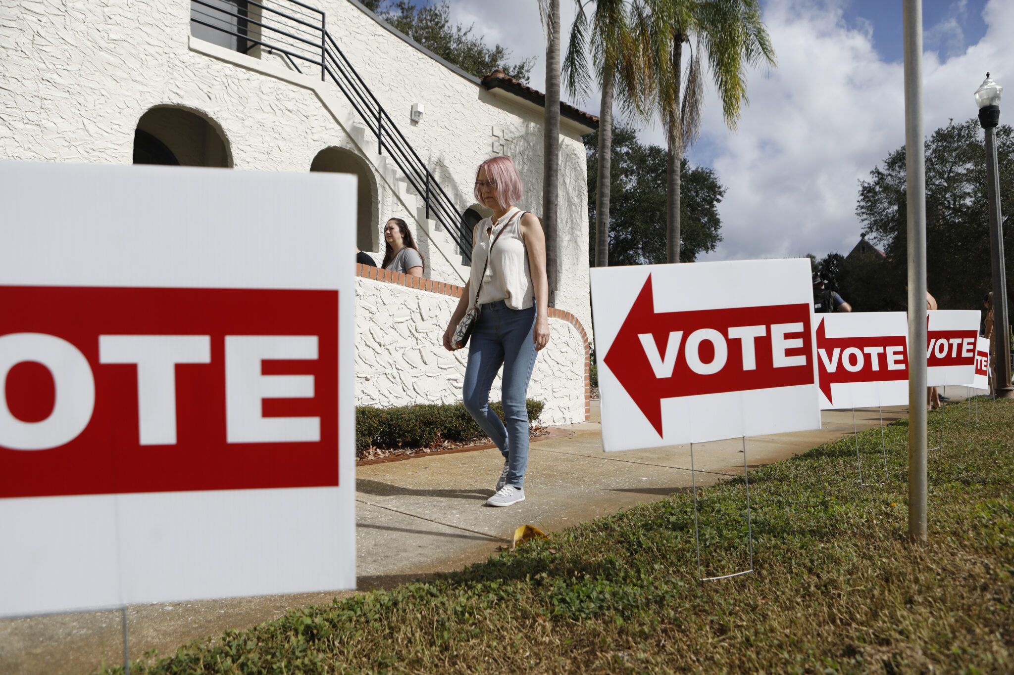 Featured image for “Voting rights group <strong>unhappy that registration deadline </strong>isn’t extended with Milton approaching”